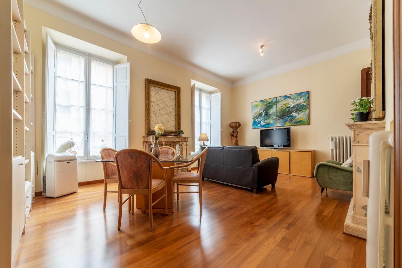 Termini Central And Elegant Apartment Рим Екстер'єр фото