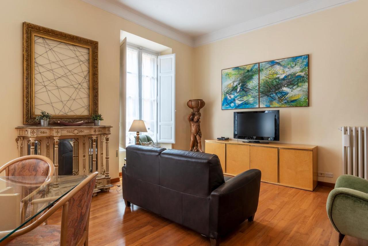 Termini Central And Elegant Apartment Рим Екстер'єр фото