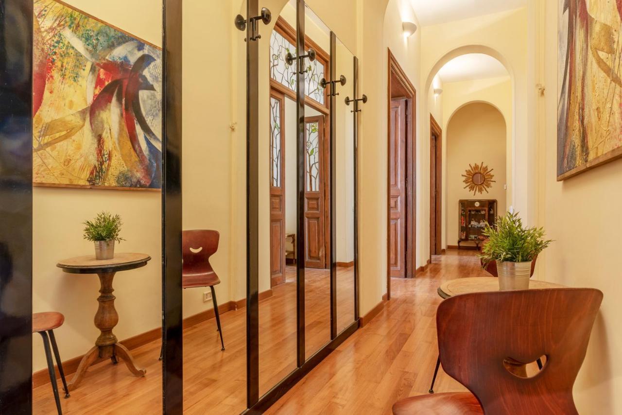 Termini Central And Elegant Apartment Рим Екстер'єр фото